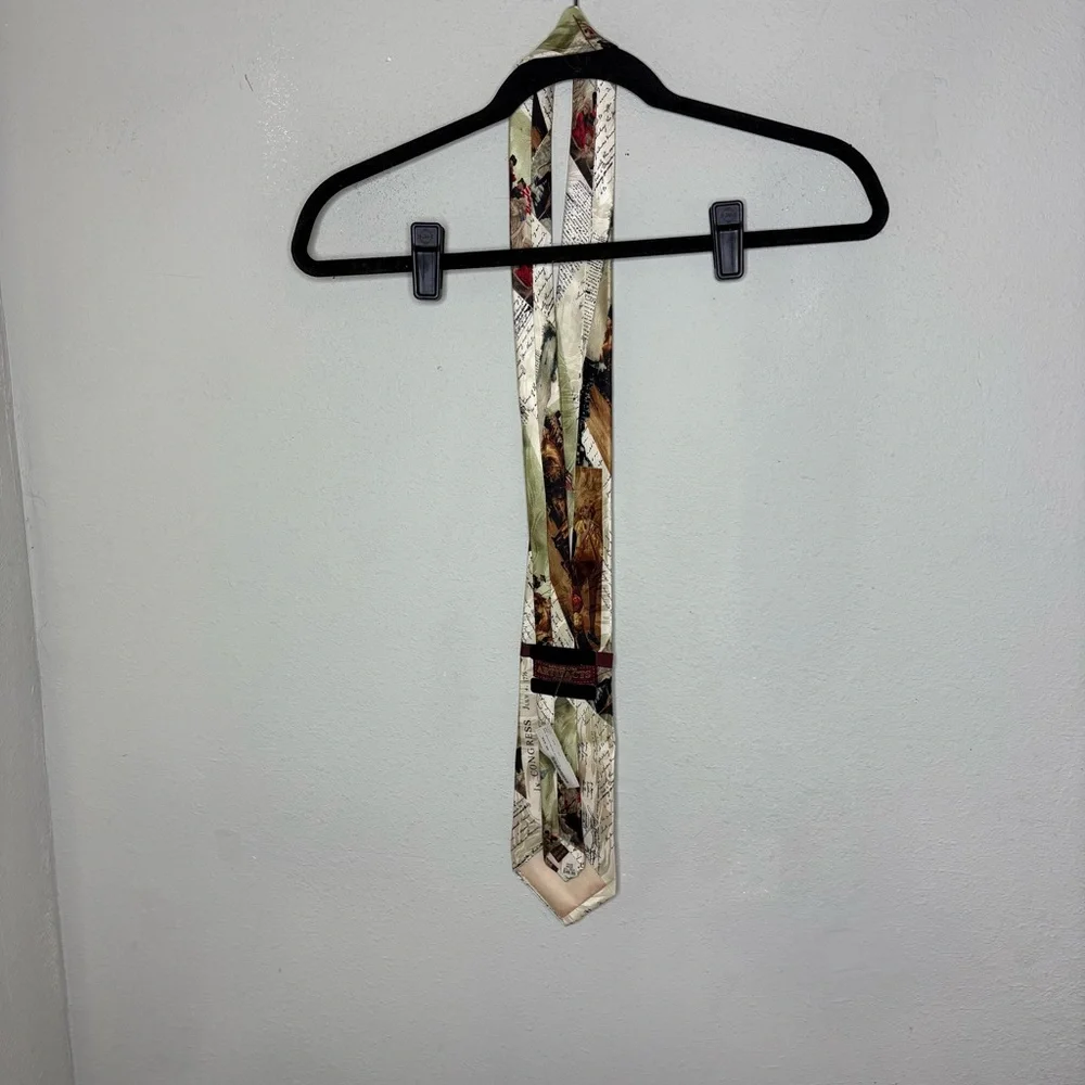 NWT Museum Artifacts Tie Depicting the Washington Crossing - Picture 5 of 5